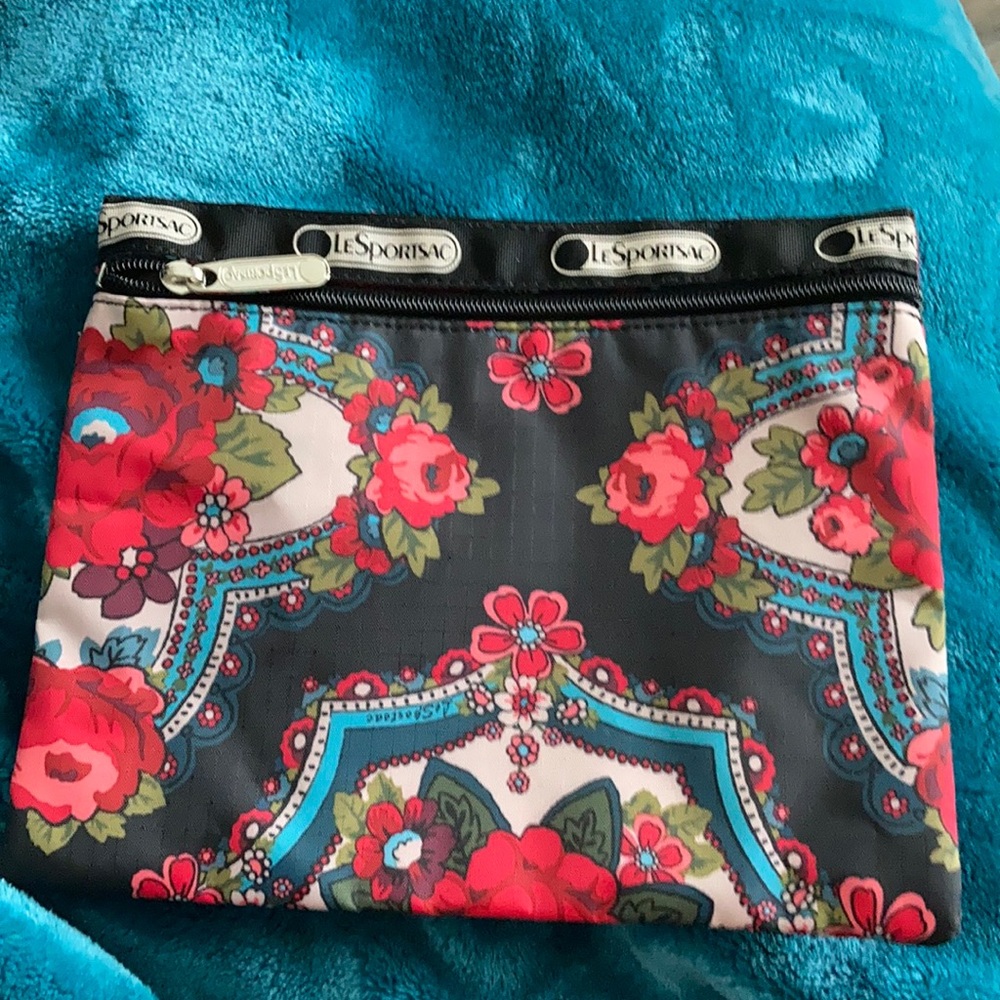 Lesportsac pouch